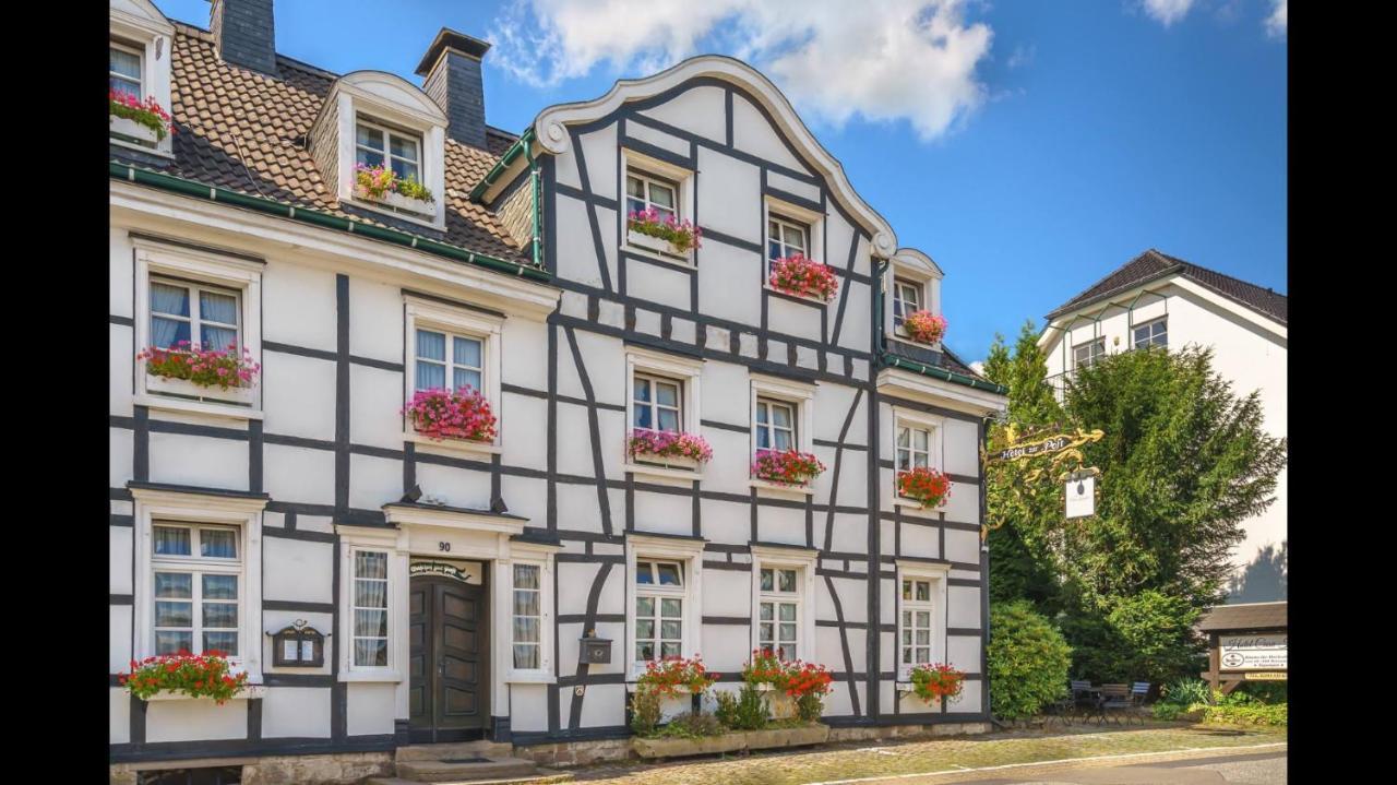 Hotel Zur Post Dabringhausen - Contactless Self Check-In Wermelskirchen Buitenkant foto
