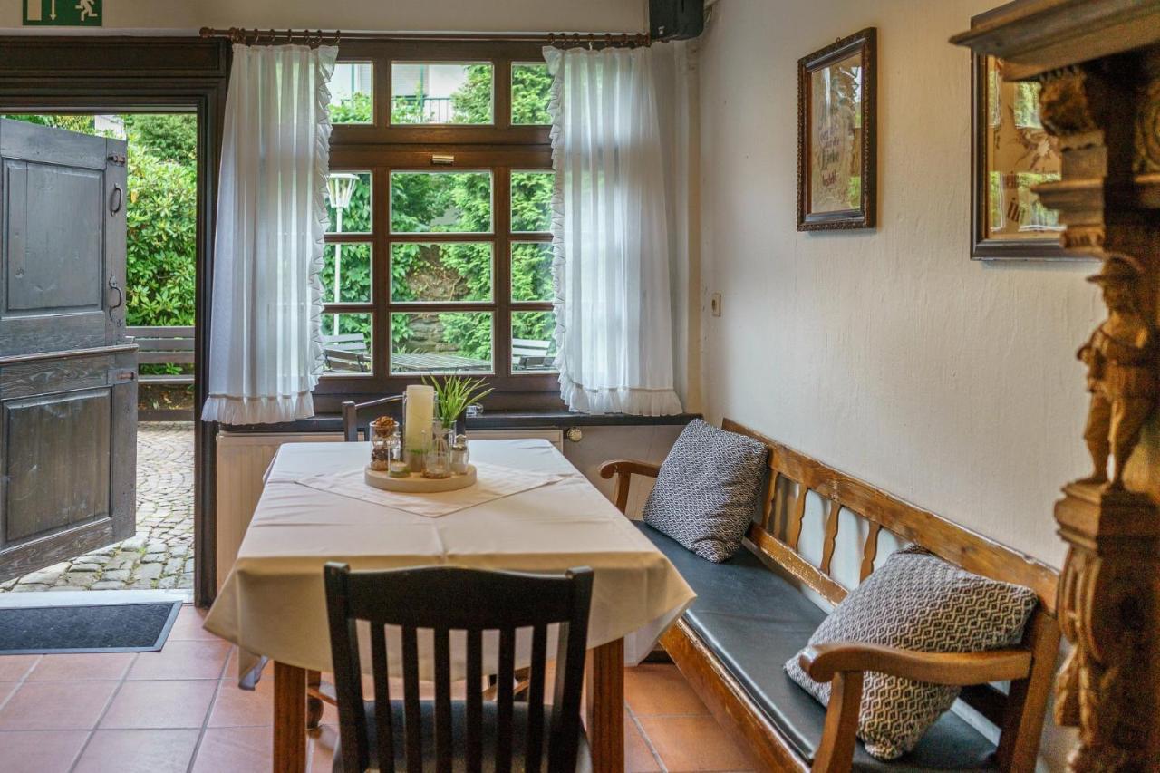 Hotel Zur Post Dabringhausen - Contactless Self Check-In Wermelskirchen Buitenkant foto