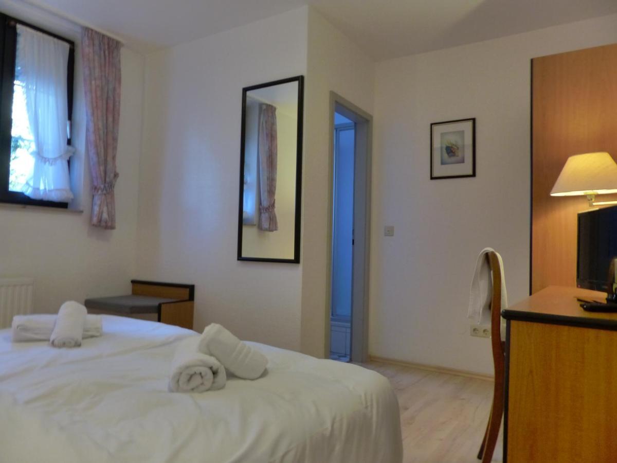Hotel Zur Post Dabringhausen - Contactless Self Check-In Wermelskirchen Buitenkant foto