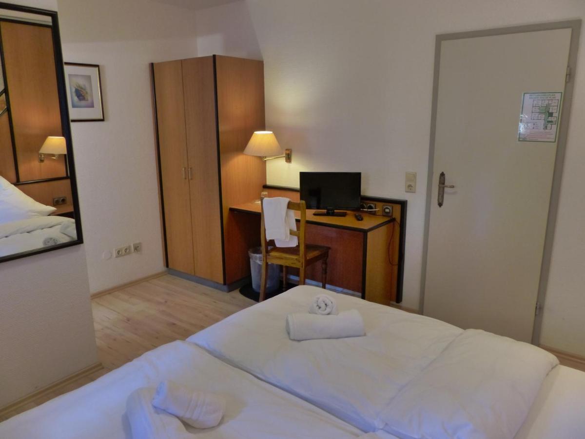 Hotel Zur Post Dabringhausen - Contactless Self Check-In Wermelskirchen Buitenkant foto