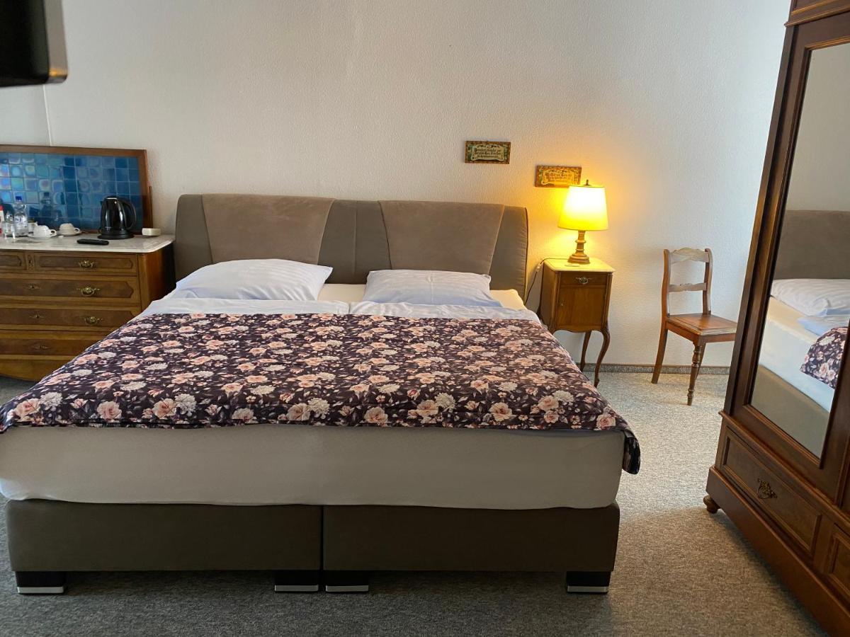 Hotel Zur Post Dabringhausen - Contactless Self Check-In Wermelskirchen Buitenkant foto
