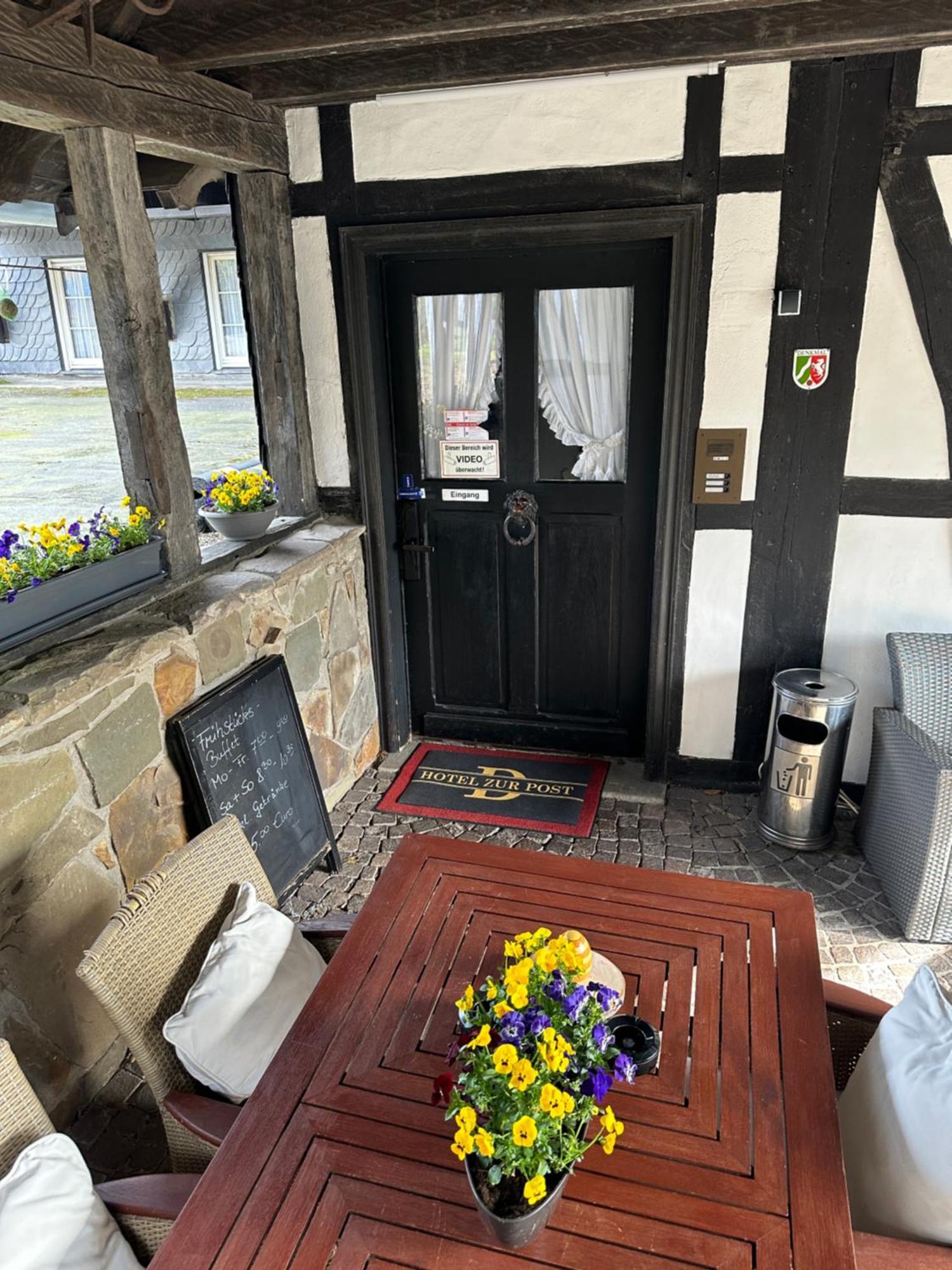 Hotel Zur Post Dabringhausen - Contactless Self Check-In Wermelskirchen Buitenkant foto